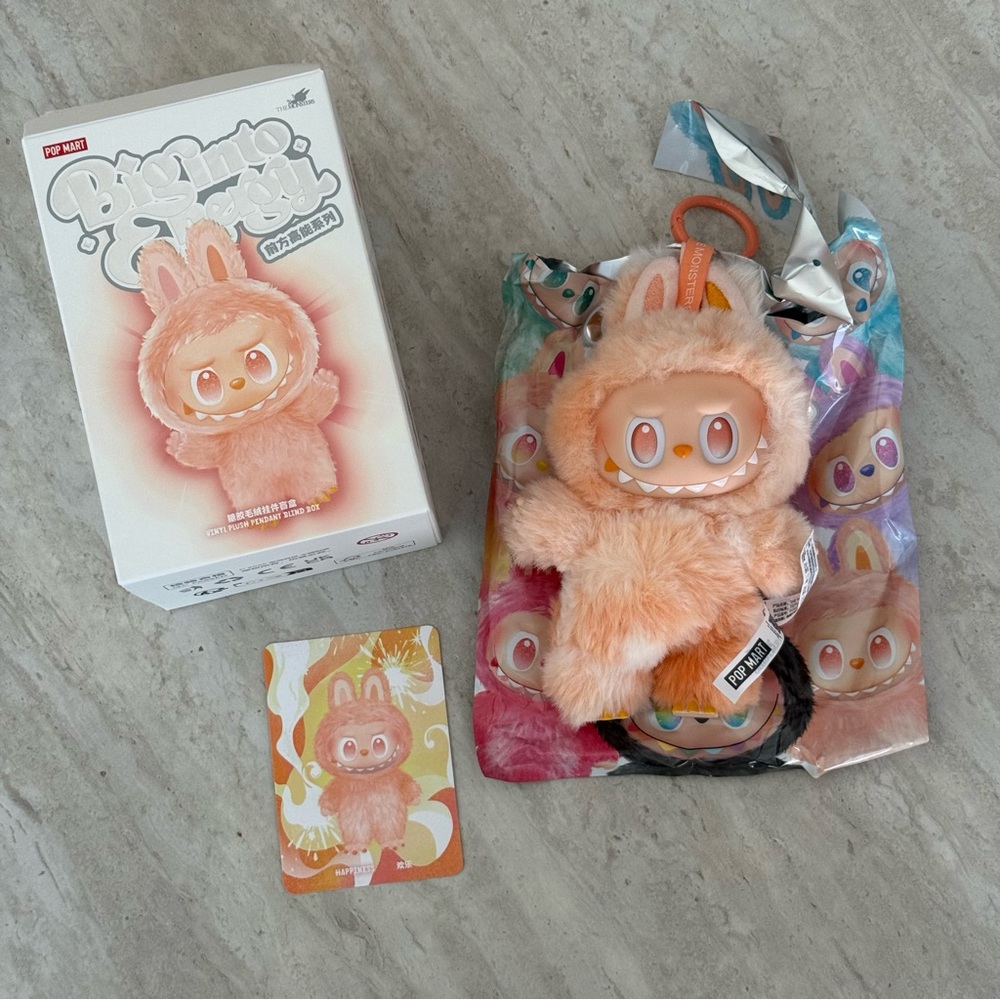 Pop Mart Labubu Big into Energy - Happiness